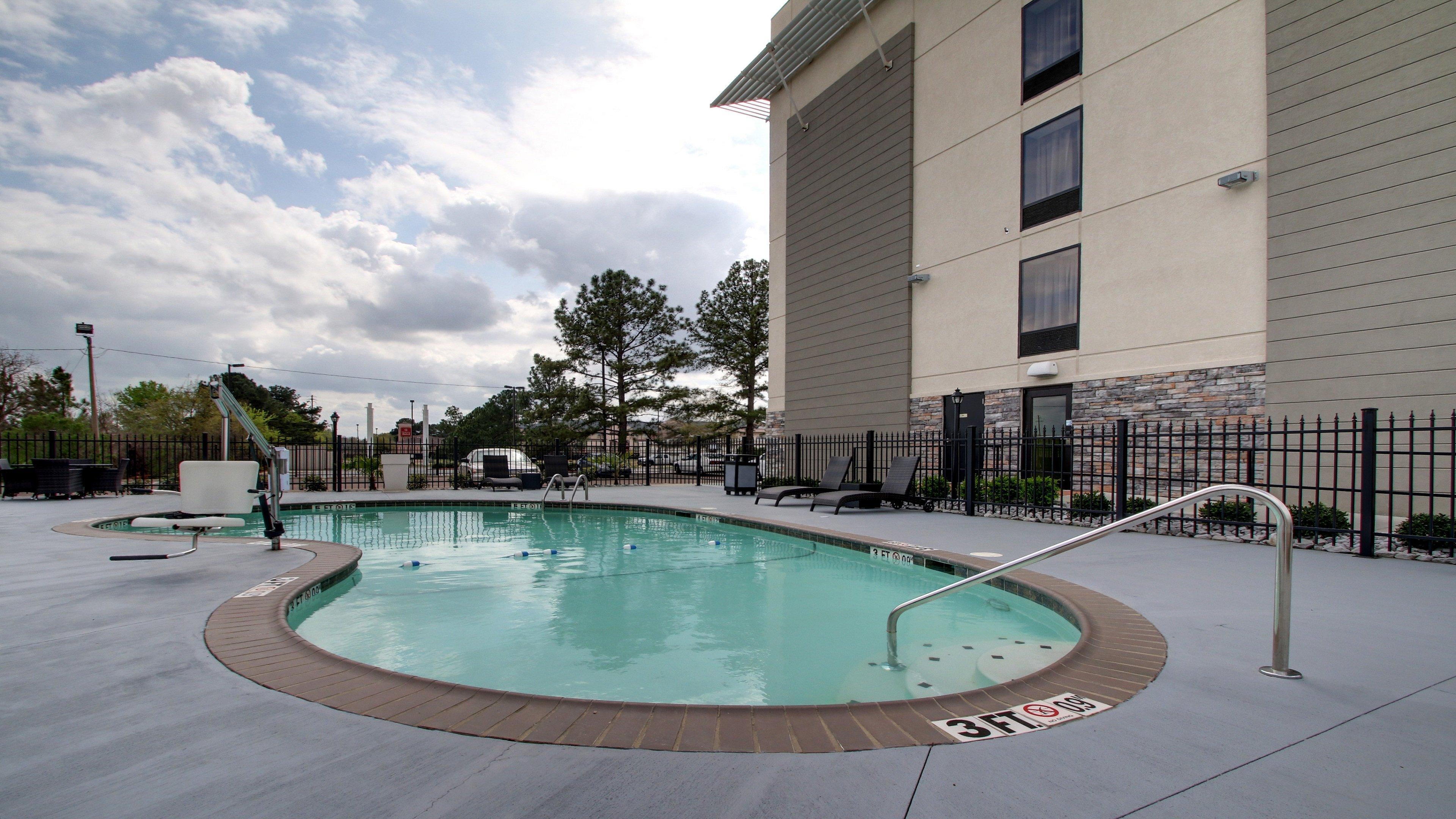 Holiday Inn Express & Suites Jackson Downtown - Coliseum By Ihg Dış mekan fotoğraf
