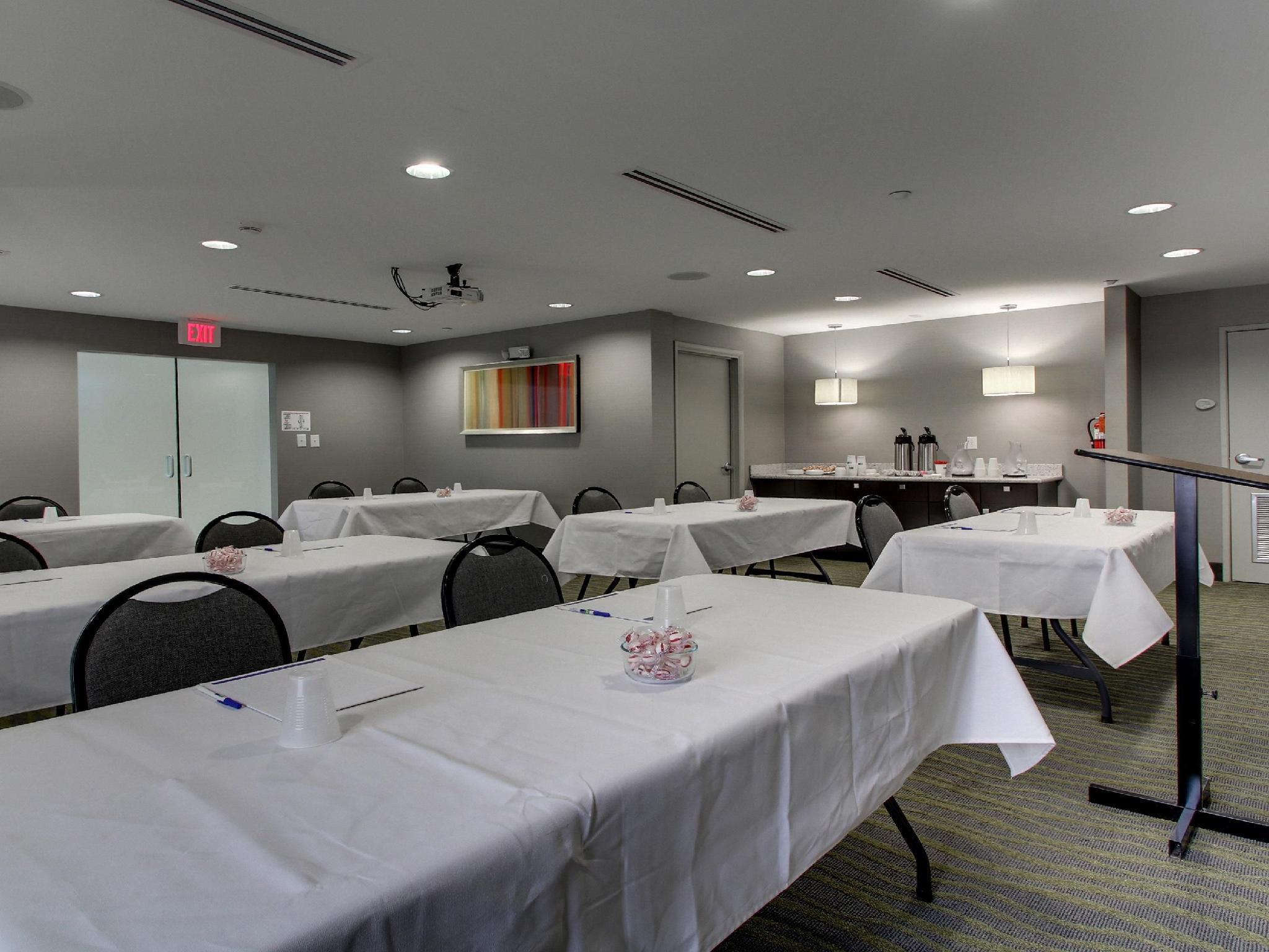 Holiday Inn Express & Suites Jackson Downtown - Coliseum By Ihg Dış mekan fotoğraf